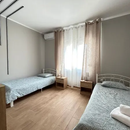 Sunny Spot Apartment Artemida (Attica)